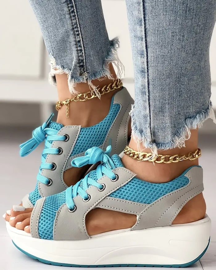 Kontrastfarbene Muffin Sandalen