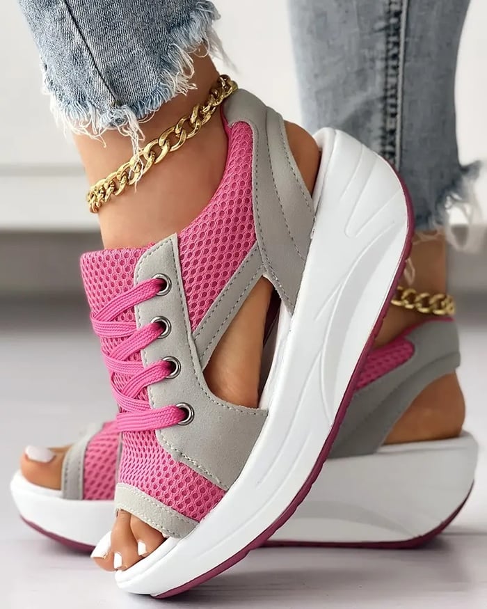 Kontrastfarbene Muffin Sandalen