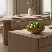Dekorative Schale mit geriffelter Steinstruktur