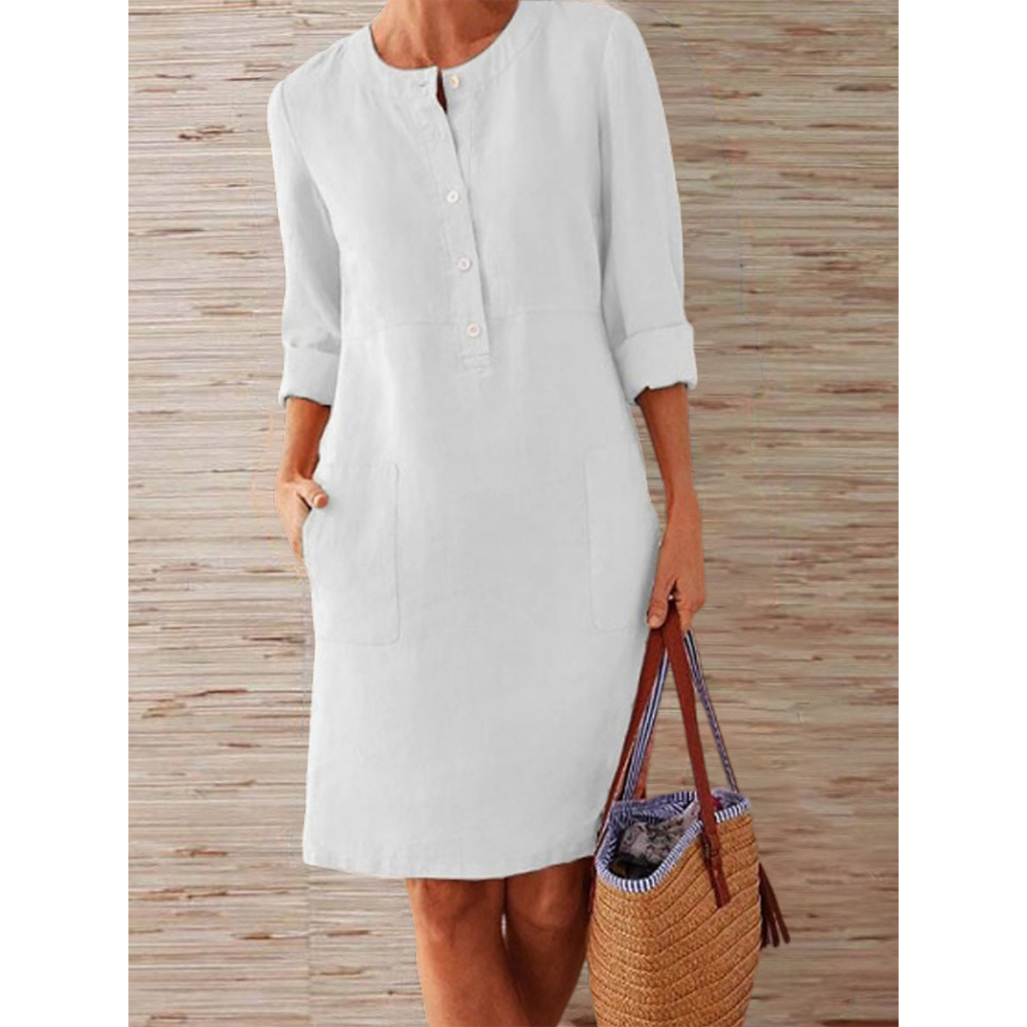 Einfaches knielanges Kleid