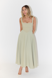 Schickes ärmelloses Maxikleid