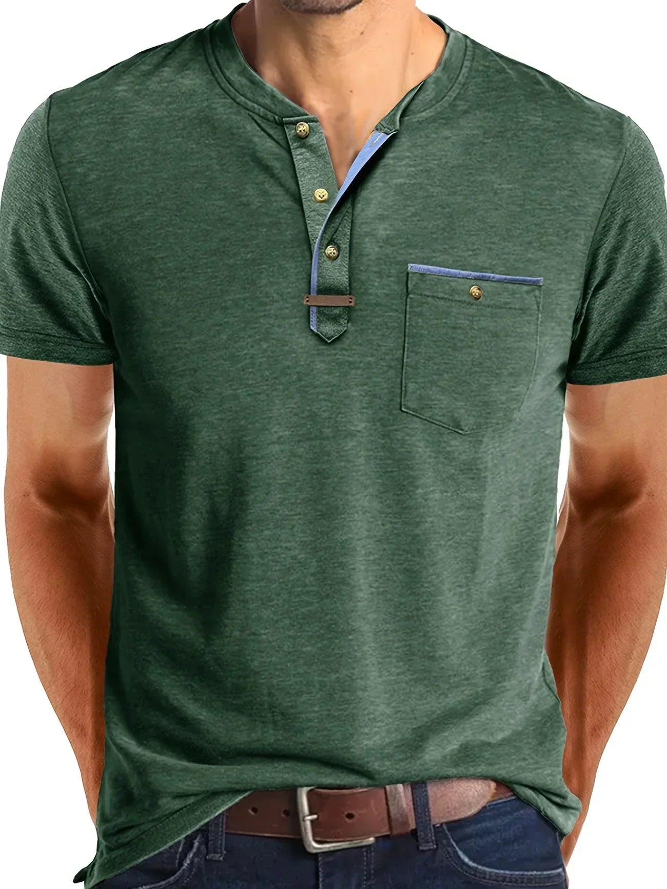 Lässiges T-Shirt mit Brusttasche