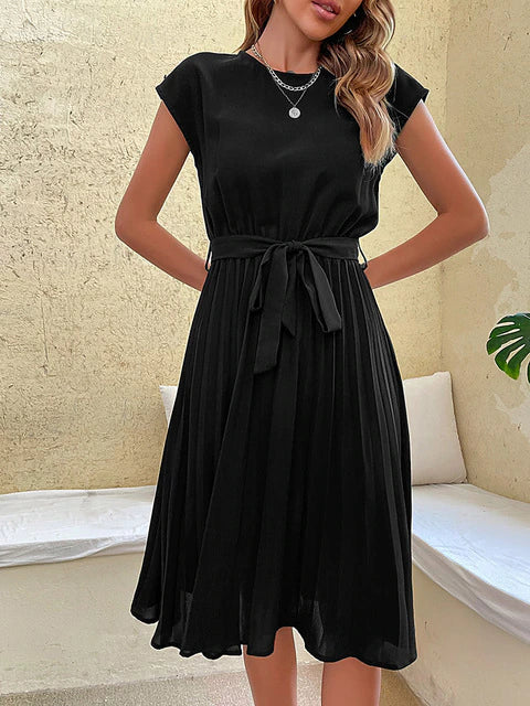 Kurzärmeliges plissiertes lässiges Minikleid