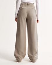 Elegante Damenhose mit geradem Bein