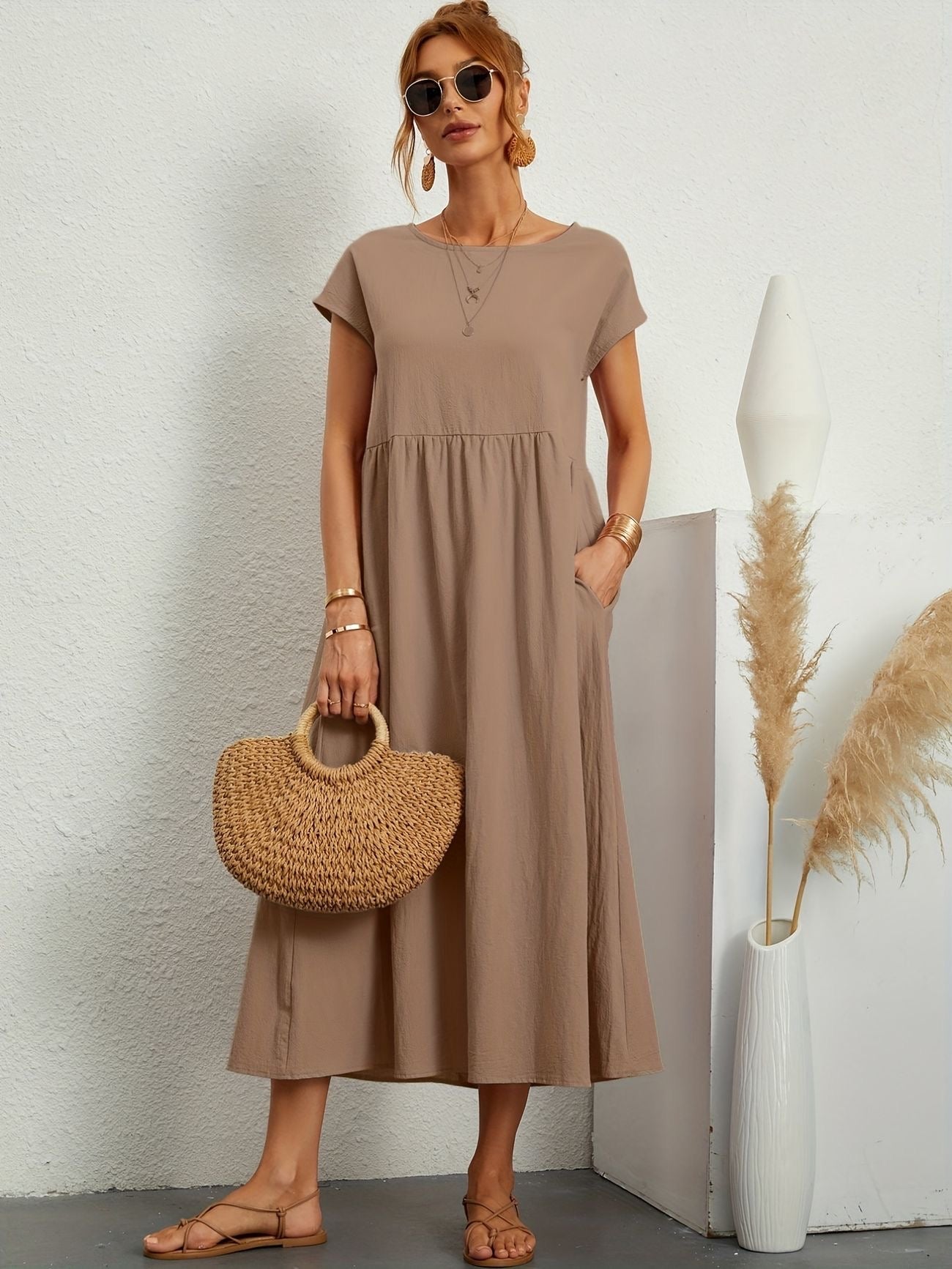 Kleid mit Rundhalsausschnitt