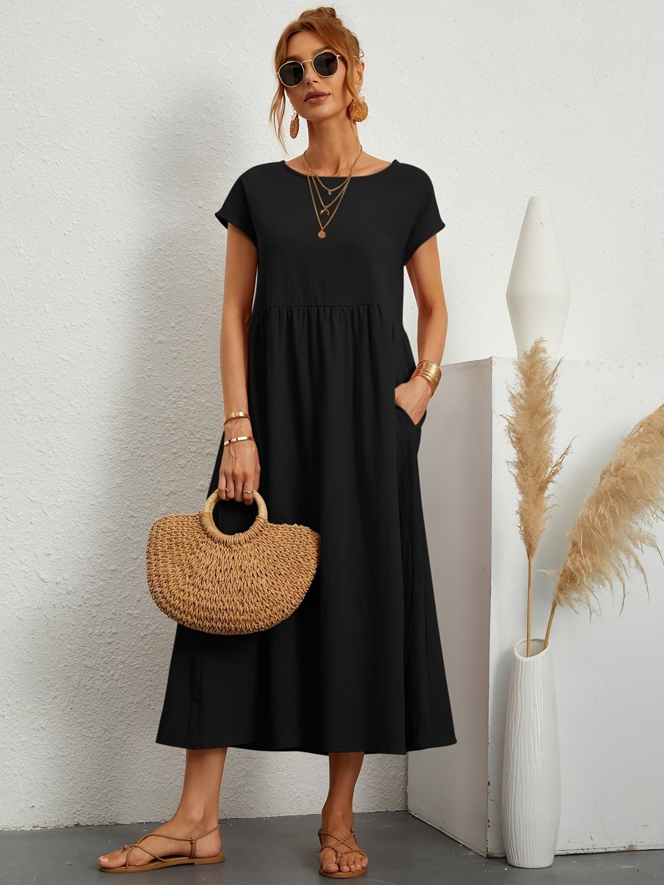 Kleid mit Rundhalsausschnitt