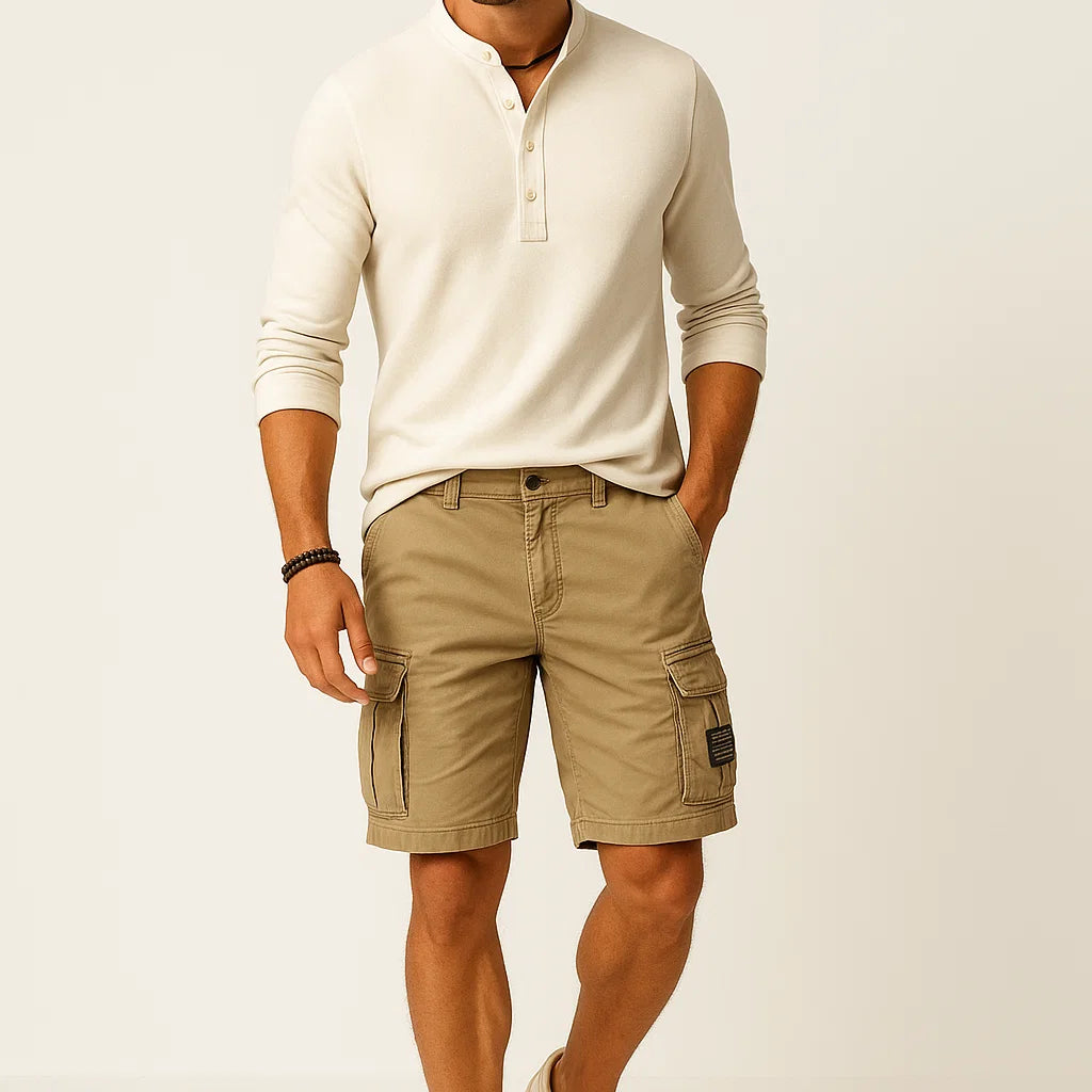 Lassige_Herren_Sommershorts_Khaki.webp