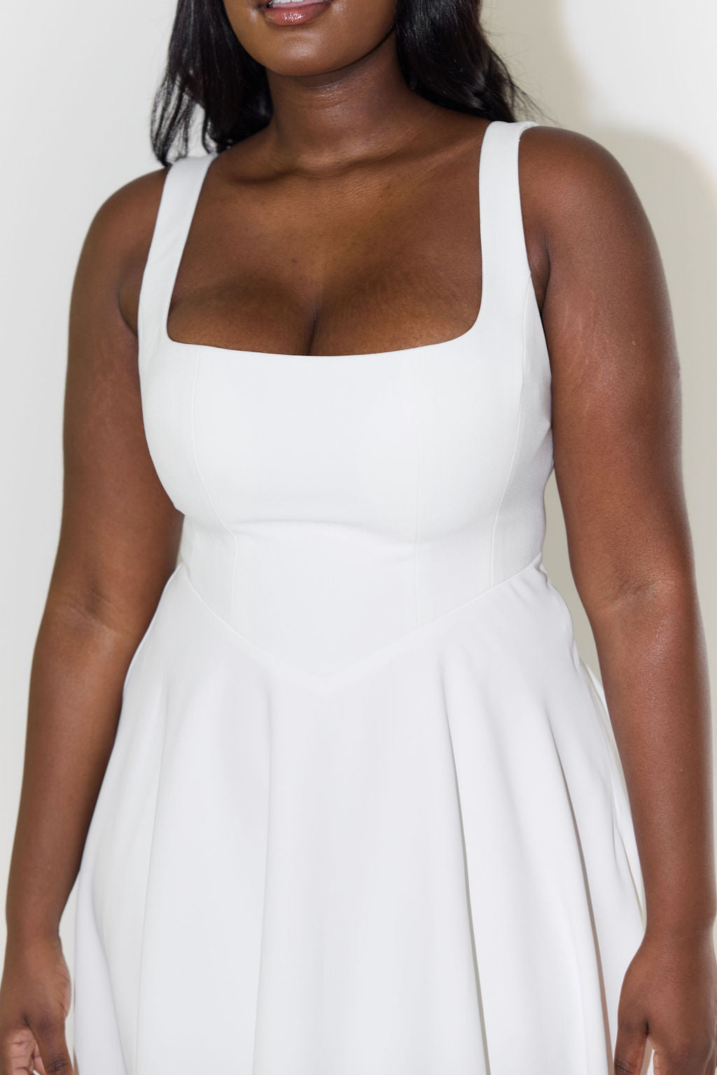 Schickes ärmelloses Maxikleid