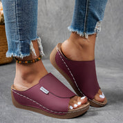 Ergonomische Slip-on Keilsandalen