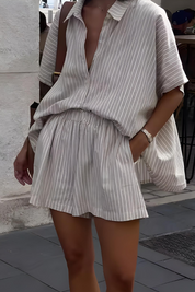 Zweiteiliges Lose Bluse und Kurzes Set