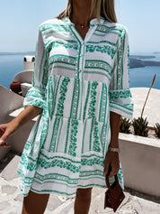 Luftiges Boho-Kleid mit fröhlichem Muster
