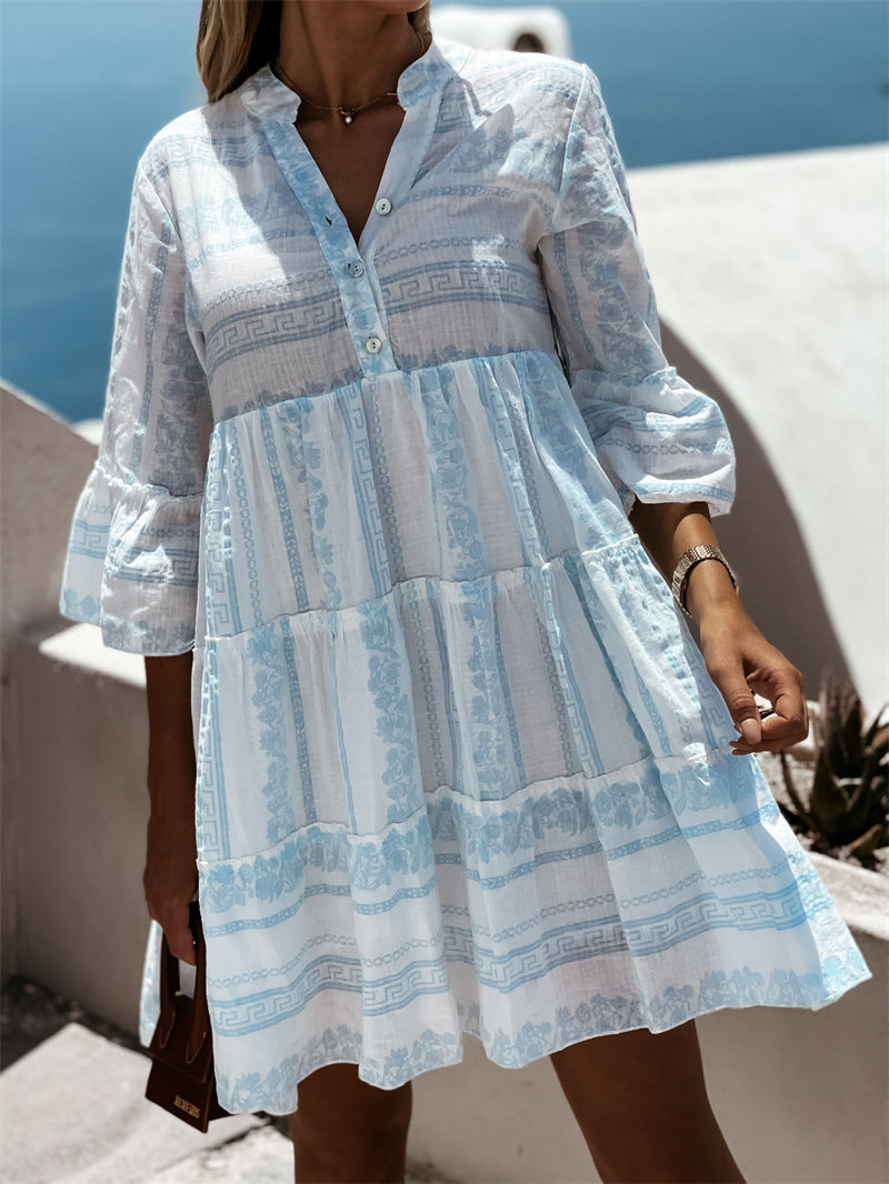 Luftiges Boho-Kleid mit fröhlichem Muster