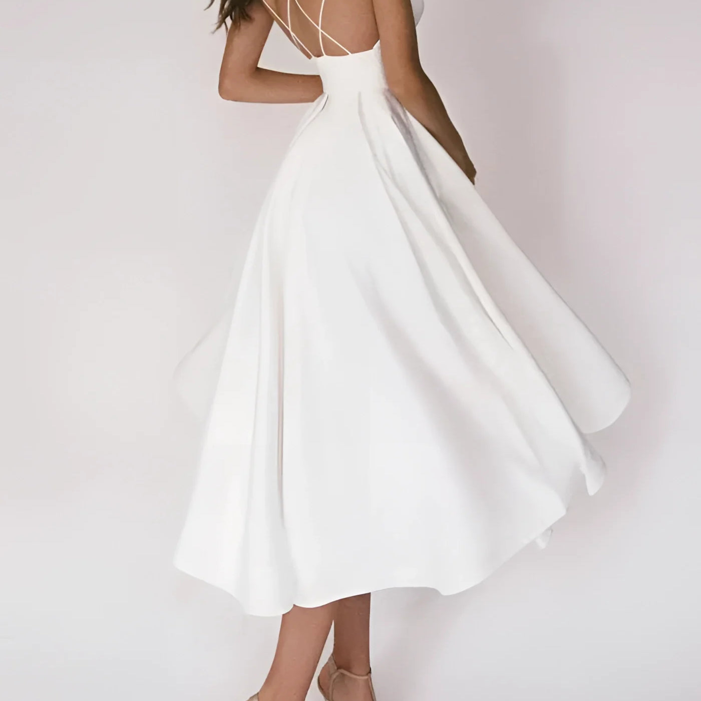 Tavendia_elegantes_weisses_midi_kleid_mi_84198782.webp