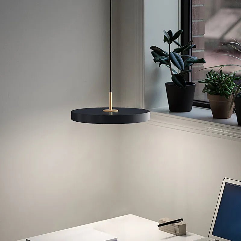 Modo LED-Pendelleuchte UFO aus Metall