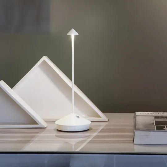 Tragbare kabellose LED Tischlampe