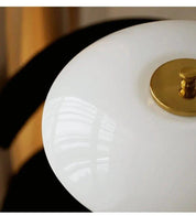 Vikae Designer-Tischlampe