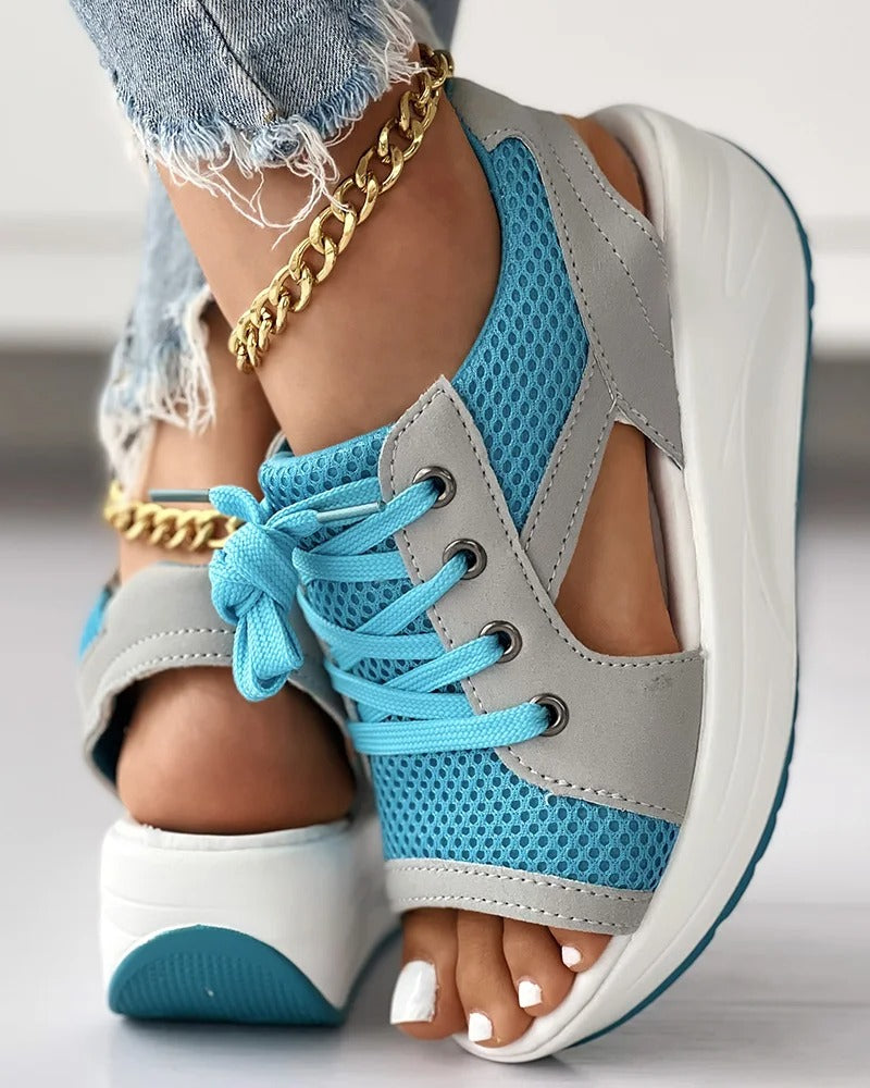 Kontrastfarbene Muffin Sandalen