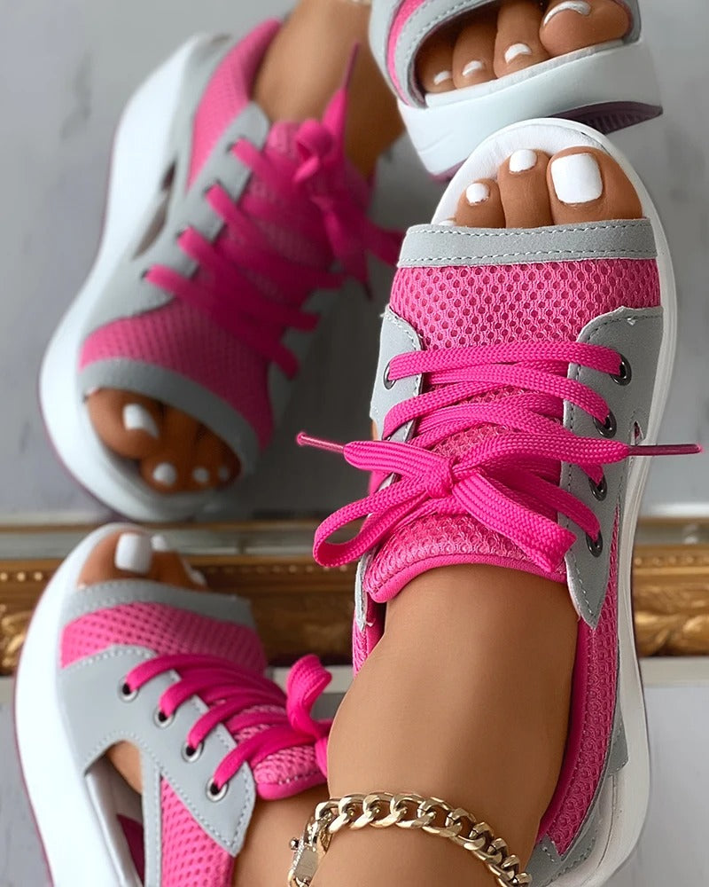 Kontrastfarbene Muffin Sandalen