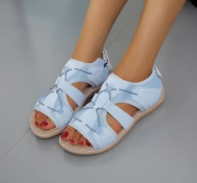 Sandalen mit Fußgewölbestütze