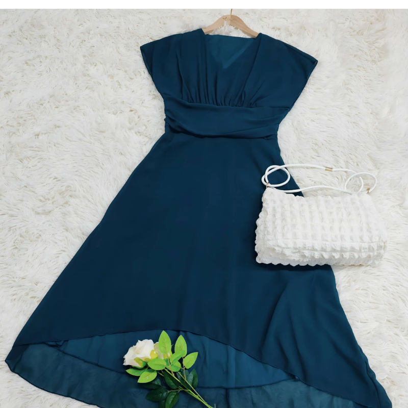 elegante-partykleid-midi_4_d52b35dd-bbf1-43cb-af26-b7cdb3bb648f.png