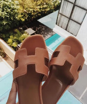 Trendige H-Profil Sandalen