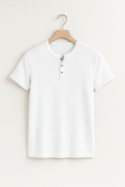Geripptes Henley Kurzarmhemd