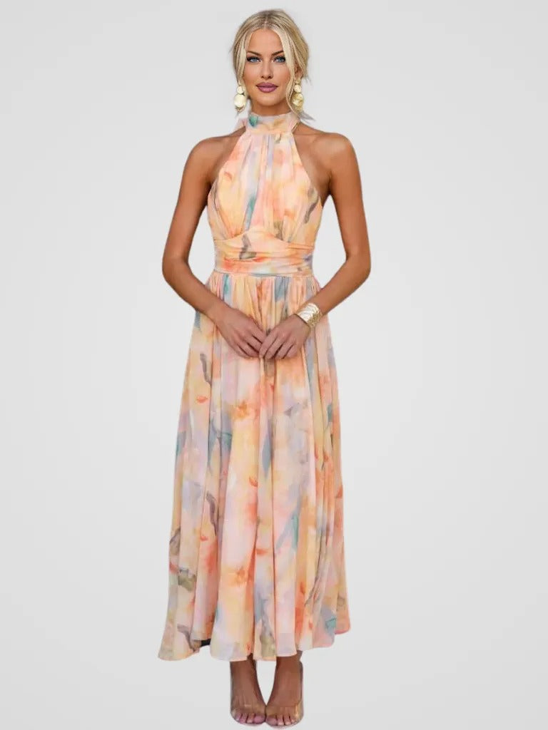 Fließendes Neckholderkleid